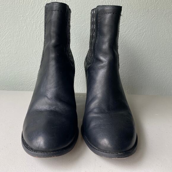 Trask Black Ankle Boots with Silver Eyelet Elastic Gores, Chunky Heel Womens 9.5 - Picture 3 of 13